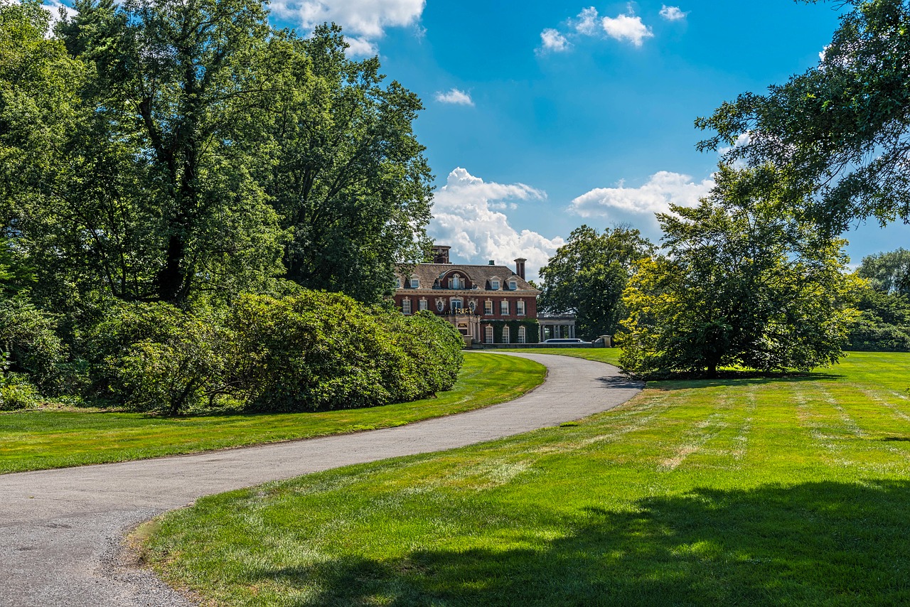 mansion, long driveway, estate